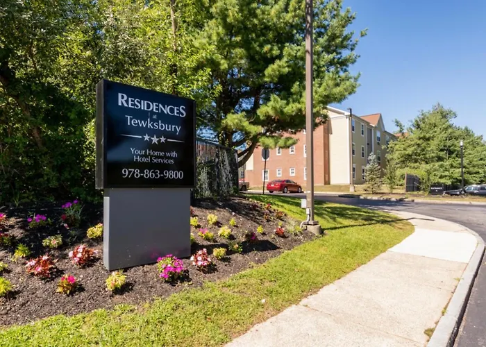 Residences At Tewksbury